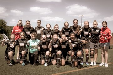 Bild 756 - wBJ SV Henstedt Ulzburg - TuS Rotenhof : Ergebnis: 12:0